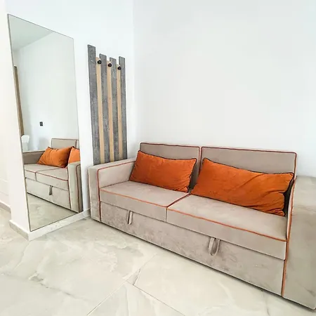 Apartment Shqiponja *