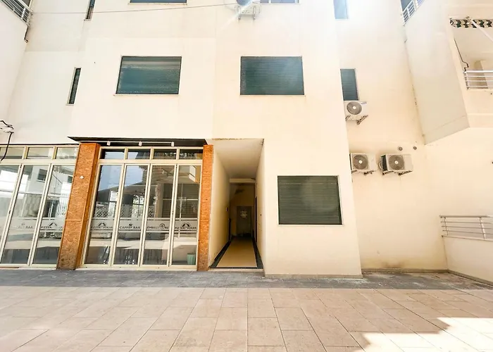 Shqiponja Golem (Tirana)